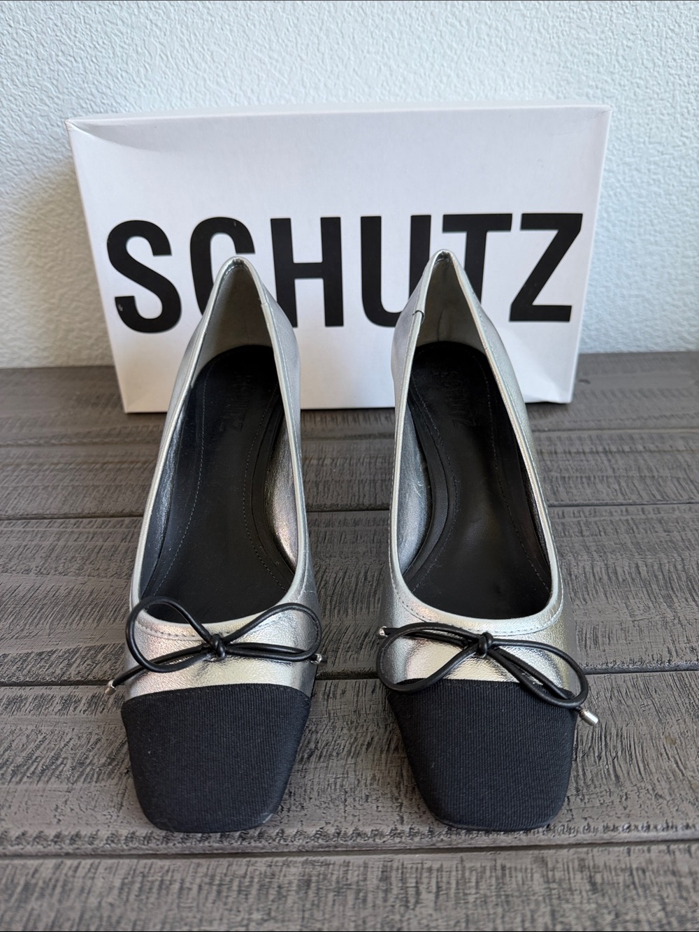 SCHUTZ Arissa Cap Toe in Silver and Black NIB